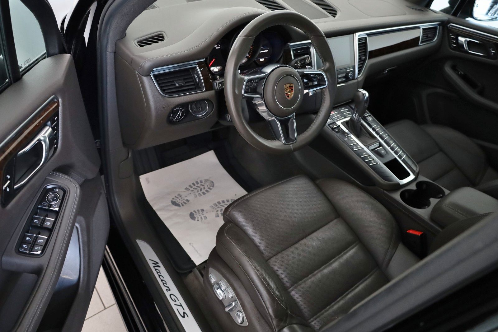 Fahrzeugabbildung Porsche Macan GTS,Sportsitze,Sitzbelüft.,Kamera,Panorama