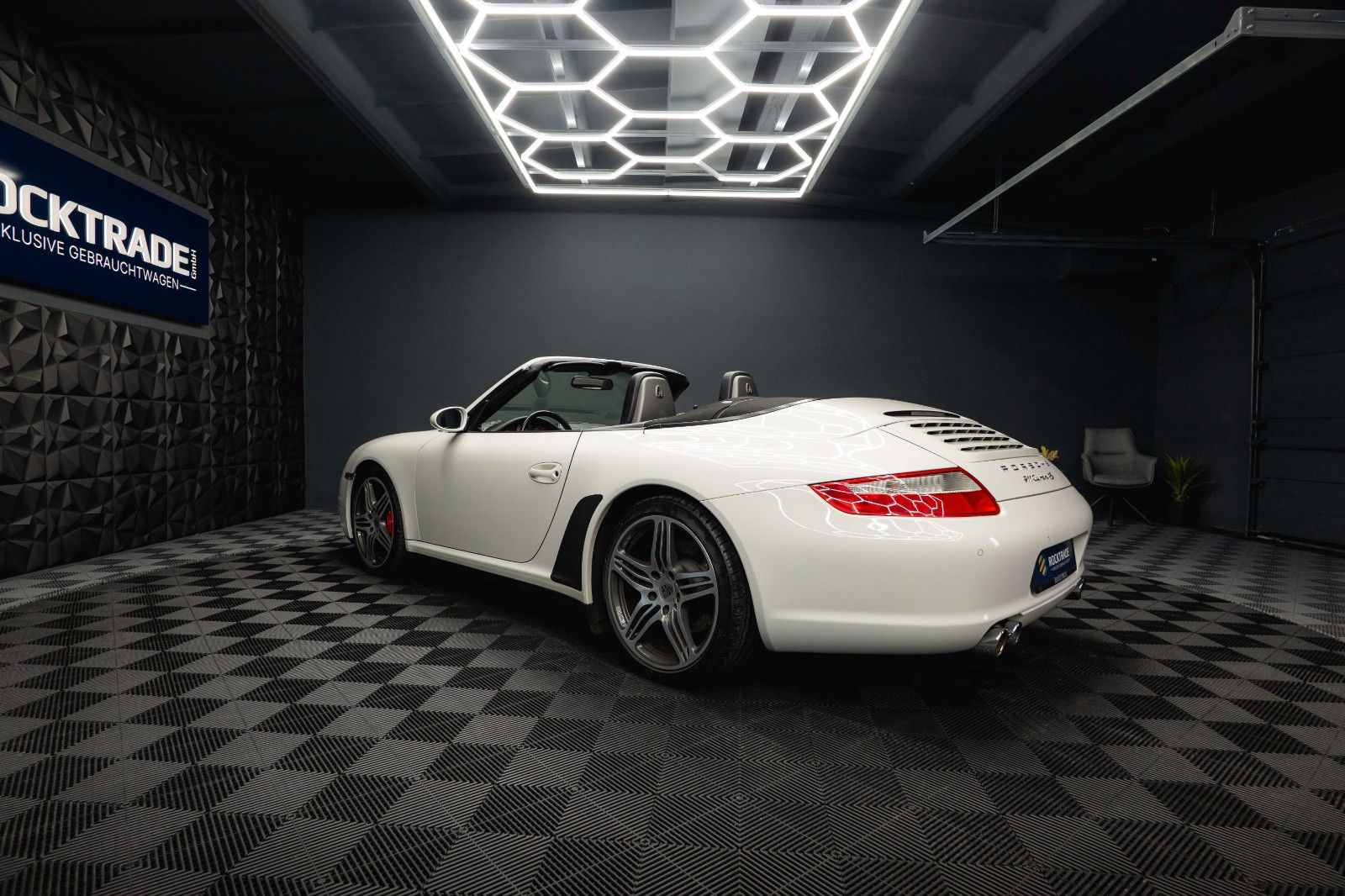 Fahrzeugabbildung Porsche 997 911 Carrera 4 S Cabrio Chrono Unfallfrei