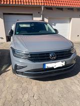 Volkswagen Tiguan 1.5 TSI Winterpaket mit Massagesitzen - Volkswagen Tiguan: W