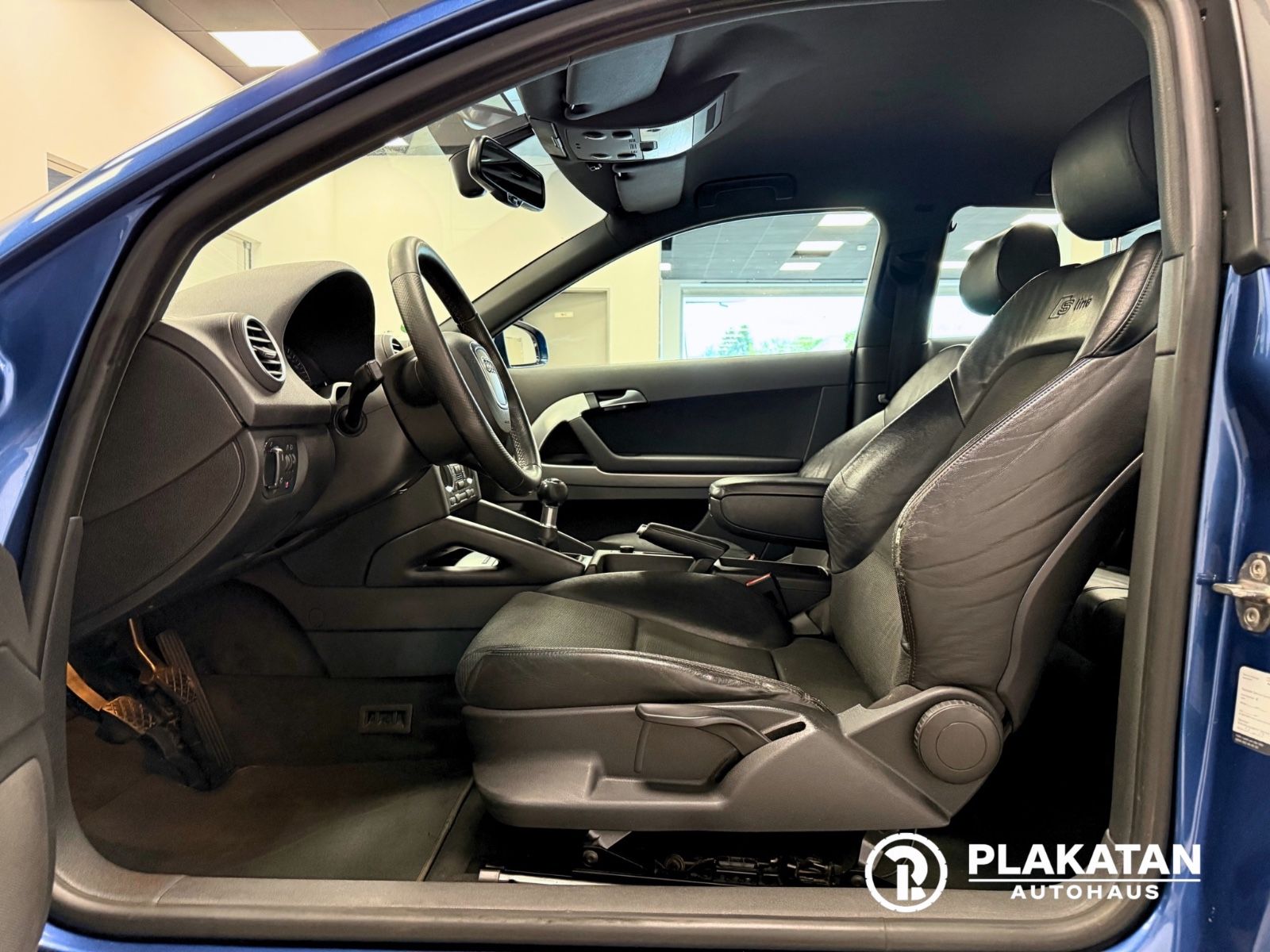 Fahrzeugabbildung Audi A3 1.9 TDI S line Sportpaket plus