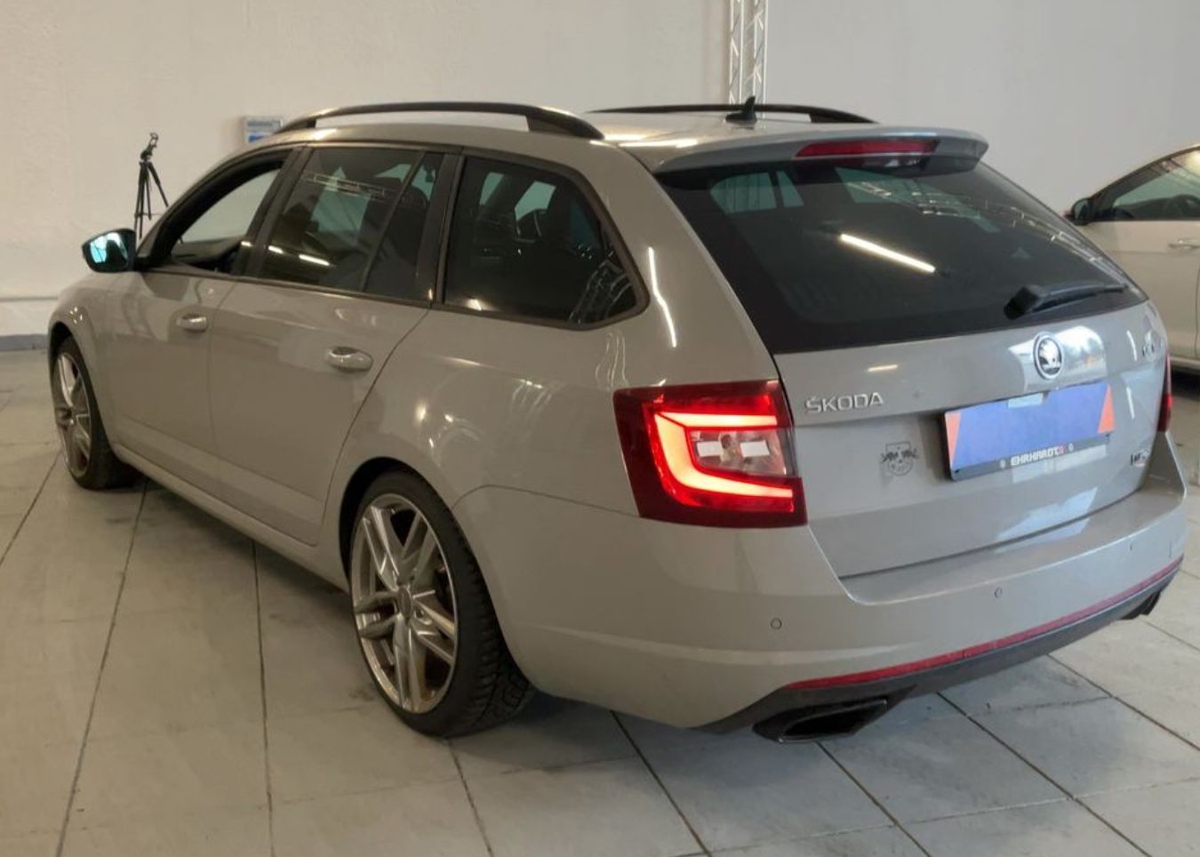 Fahrzeugabbildung SKODA Octavia Combi RS 245