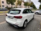 Mercedes-Benz B 180 DCT - Progressive - Mercedes-Benz B 180: Progressive