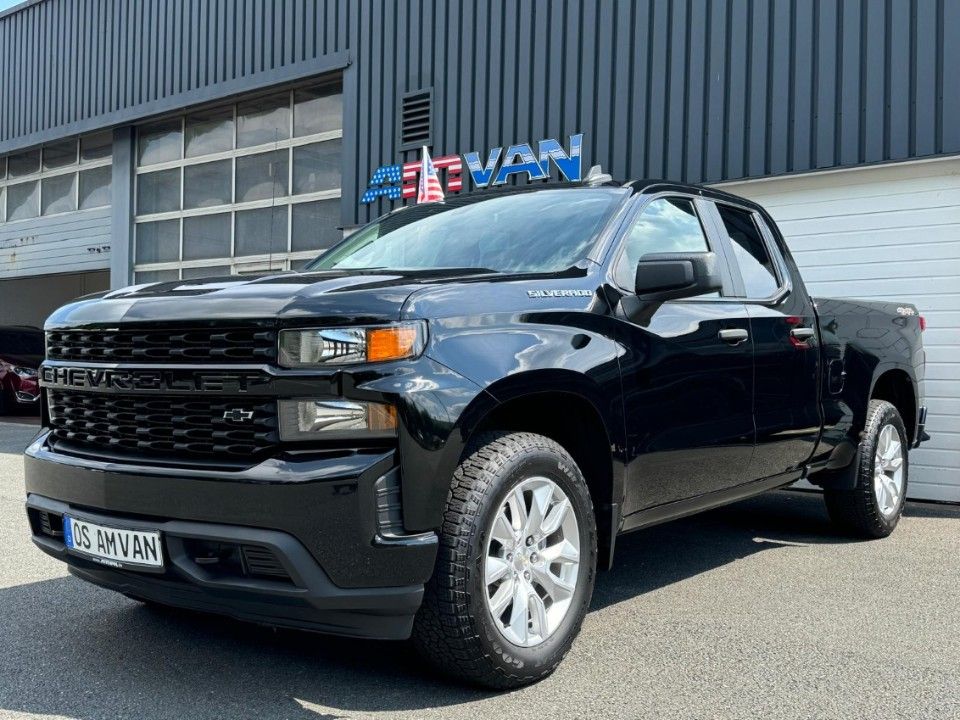 Fahrzeugabbildung Chevrolet Silverado K1500 4x4 6 Sitzer LongBed MwSt.