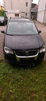 Volkswagen Touran VW 1.9 mit 7Sätze - Volkswagen Touran mit Diesel-Antrieb: 1.9