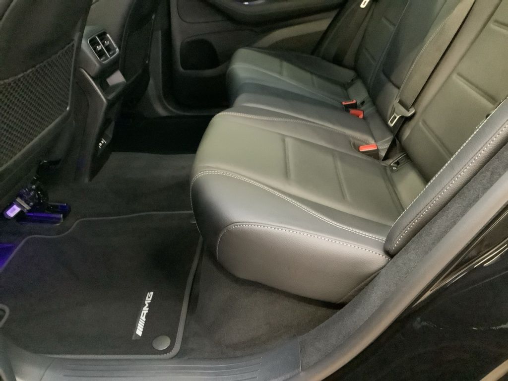 MERCEDES-BENZ GLE 2026