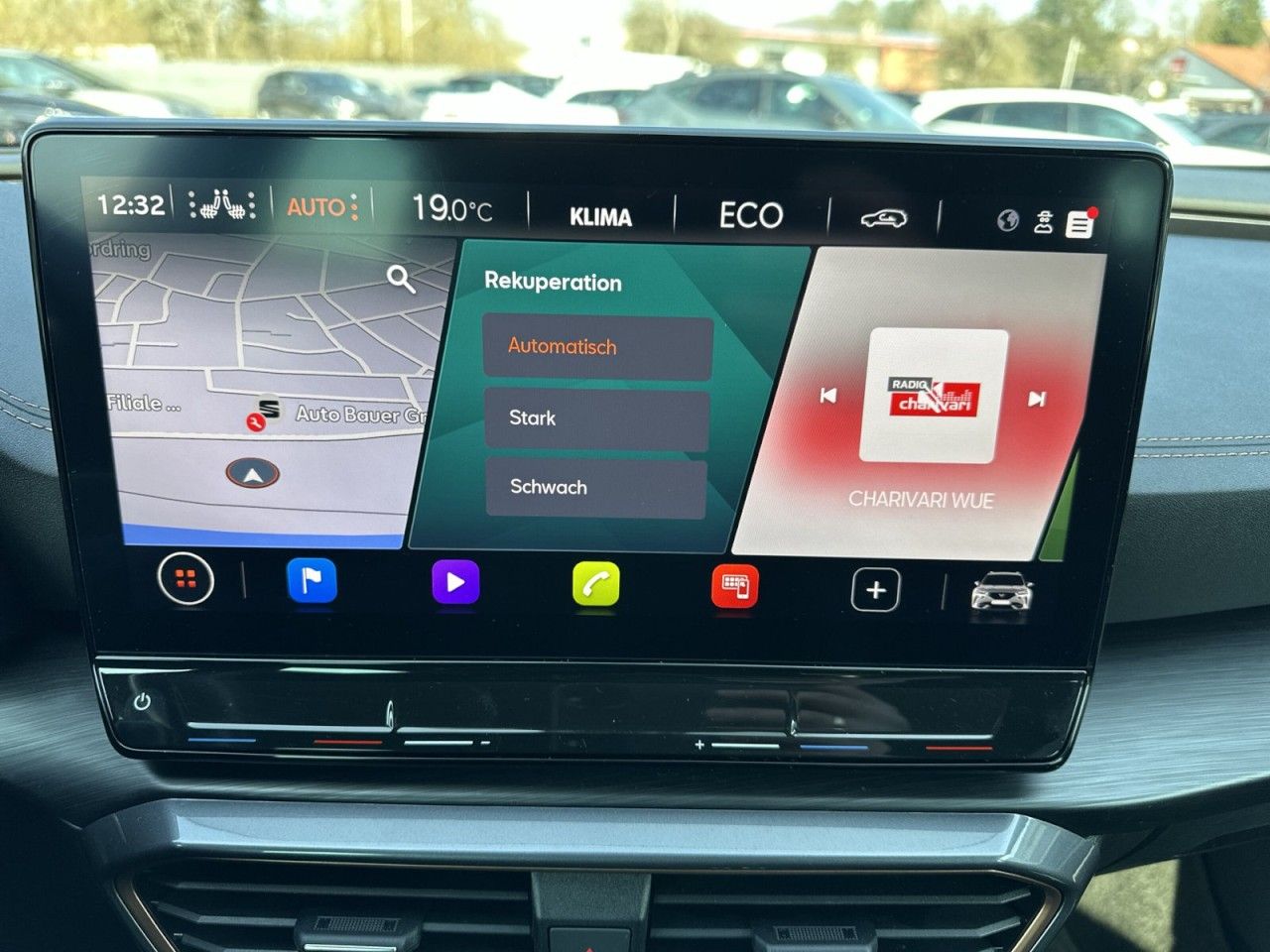 Fahrzeugabbildung CUPRA Formentor VZ 1.4 e-Hybrid 245 PS DSG - mit KI generiert/bearbeitet