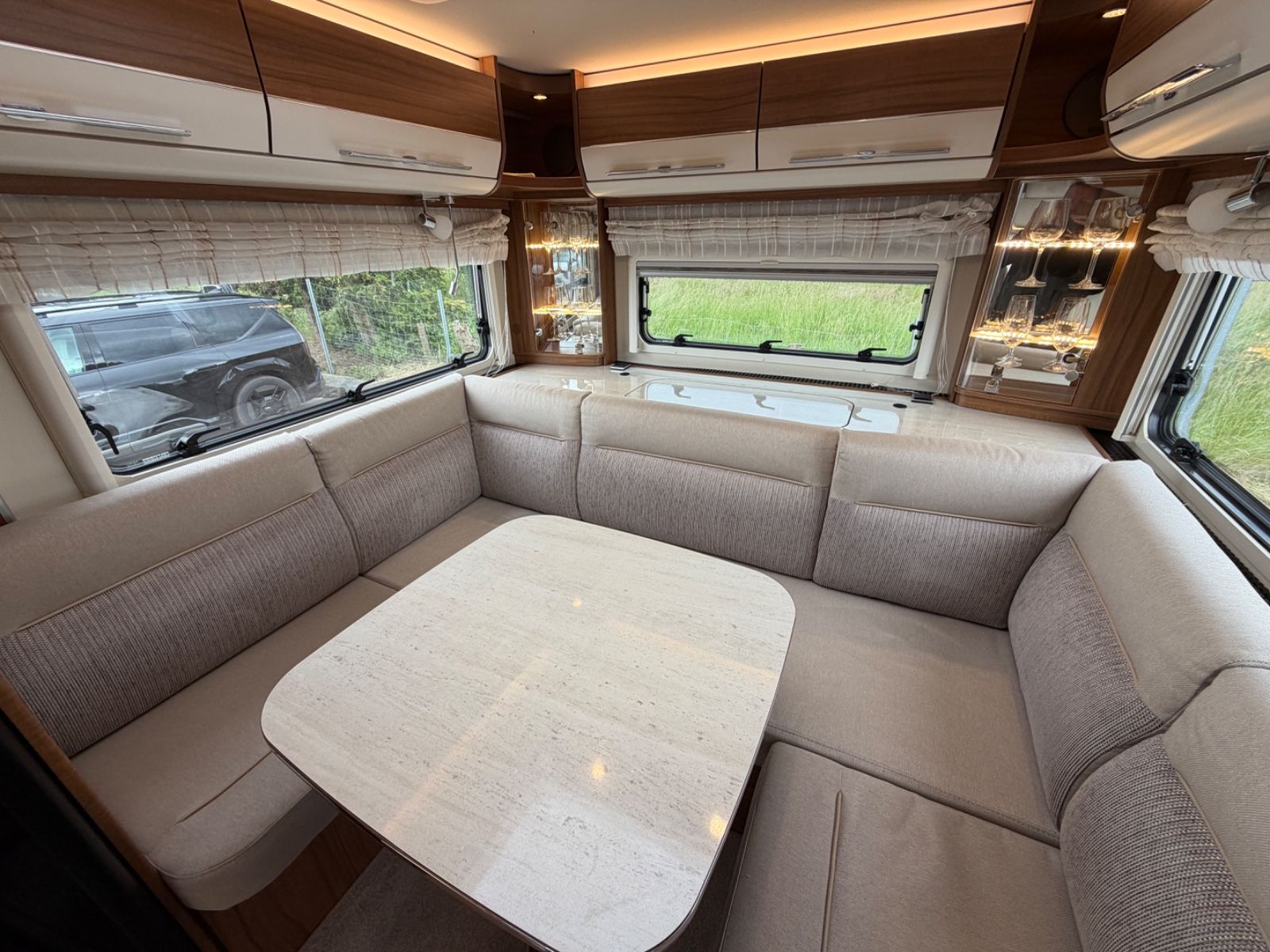 Fahrzeugabbildung HYMER / ERIBA / HYMERCAR B-Klasse 534 DL