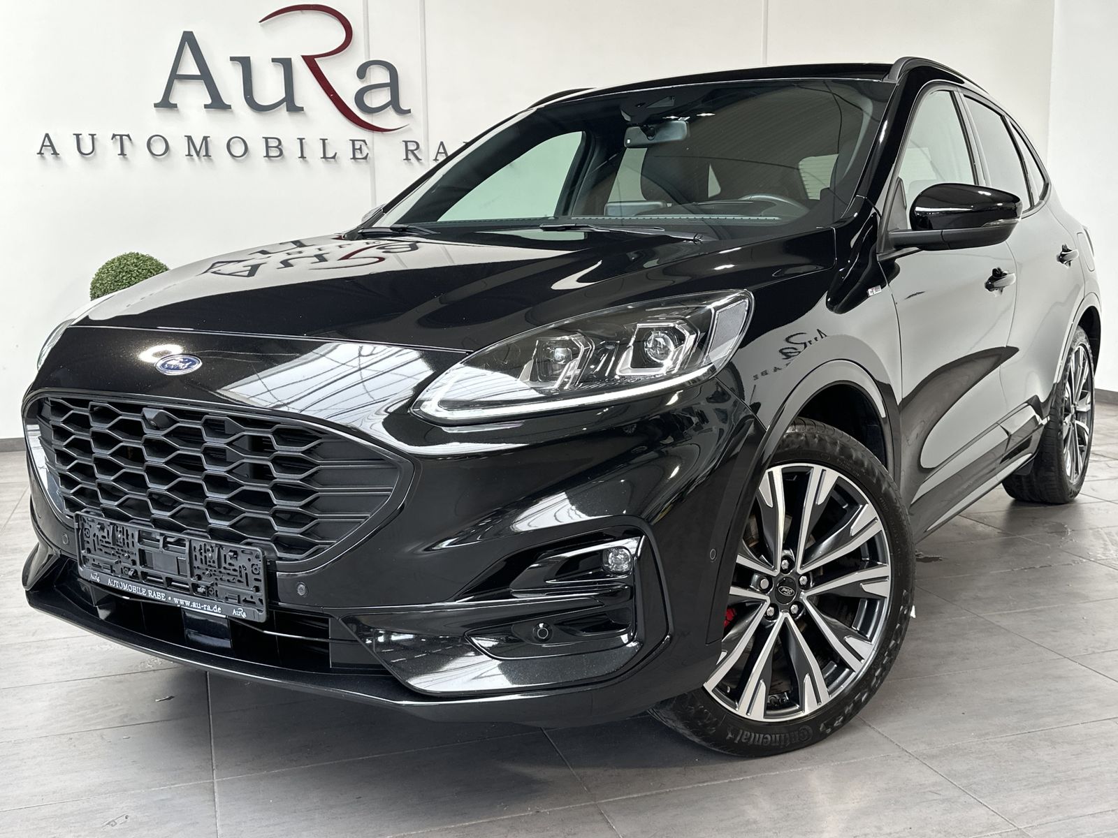 Fahrzeugabbildung Ford Kuga 2.0 EB 4x4 Aut. ST-Line X NAV+LED+PANO+AHK