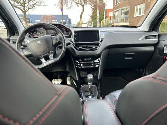 Peugeot 2008 Allure GT-Line 110 EAT6