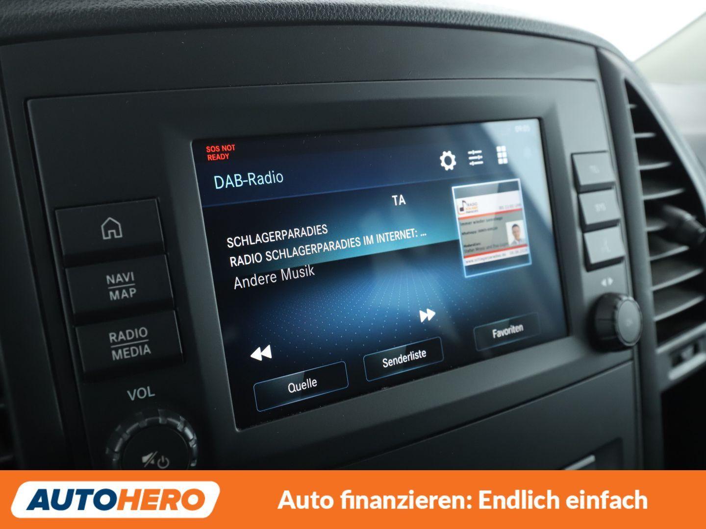 Mercedes-Benz Vito Tourer 124 CDI Pro 4x4 kompakt Aut.*NAVI*
