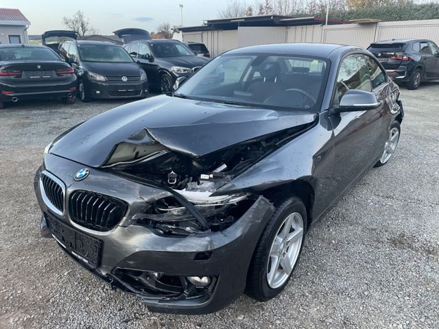 BMW 220 d Sport Line Coupe Automatik Teilleder Navi