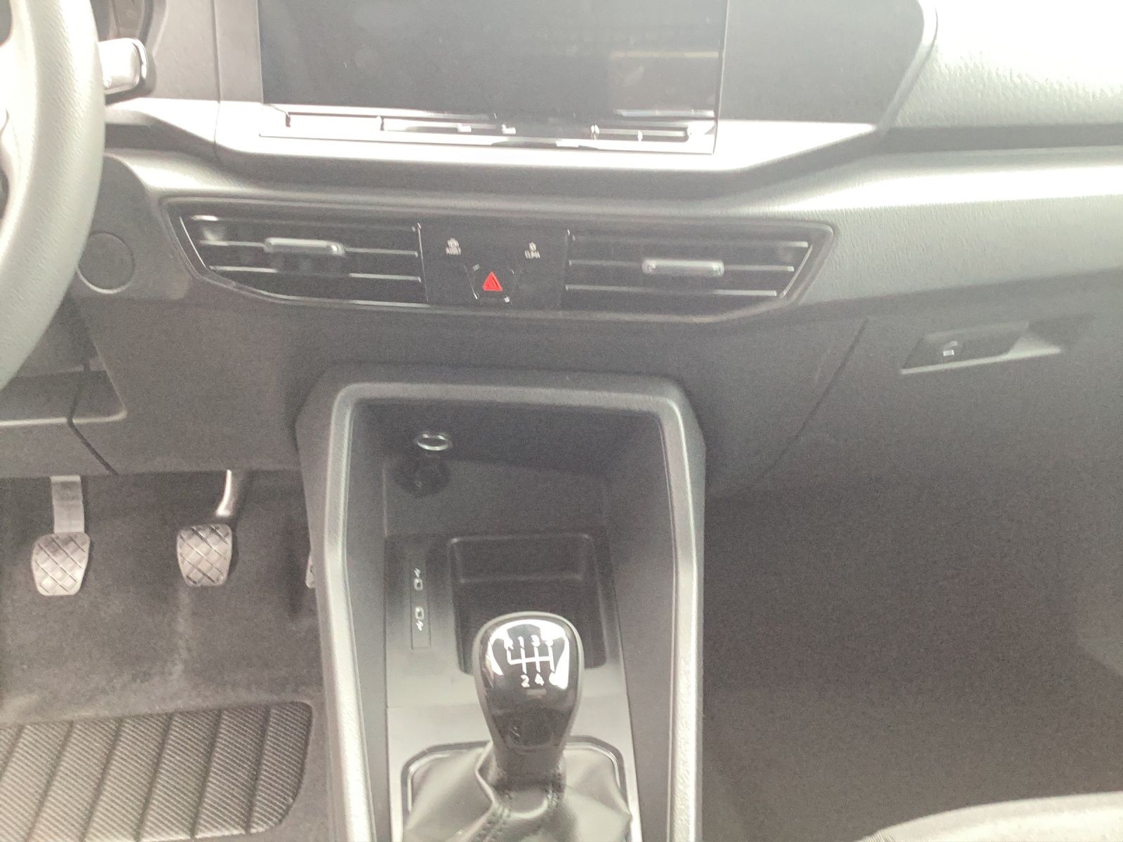 Fahrzeugabbildung Volkswagen Caddy Cargo TDI Maxi 75 kW AHK, SITZH, TECHNIKPA