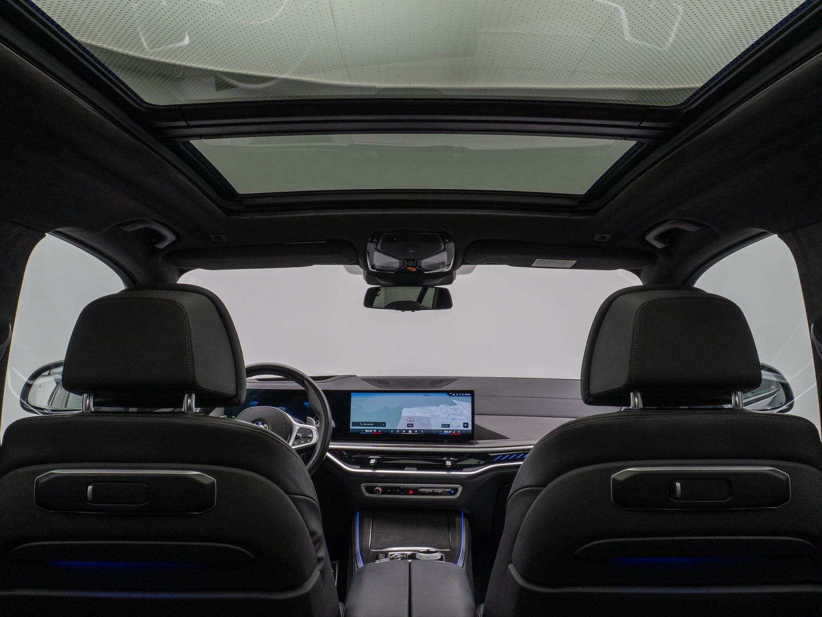 Fahrzeugabbildung BMW X5 M60i 360° HUD H/K SoftCl Panorama Sky Lounge