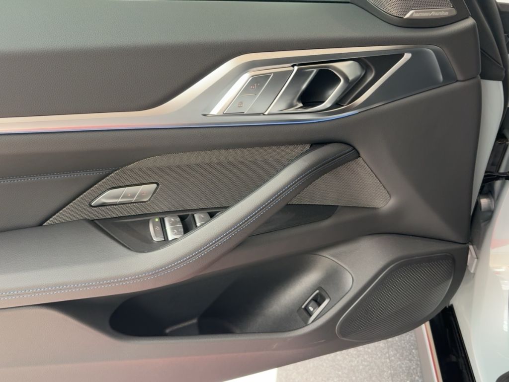 BMW i4 - Bild 13
