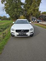 Volvo V90 Cross Country D4 AWD Geartronic - Volvo V90 Cross Country aus 2018