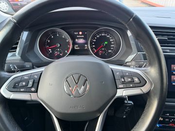 Volkswagen Tiguan - 11
