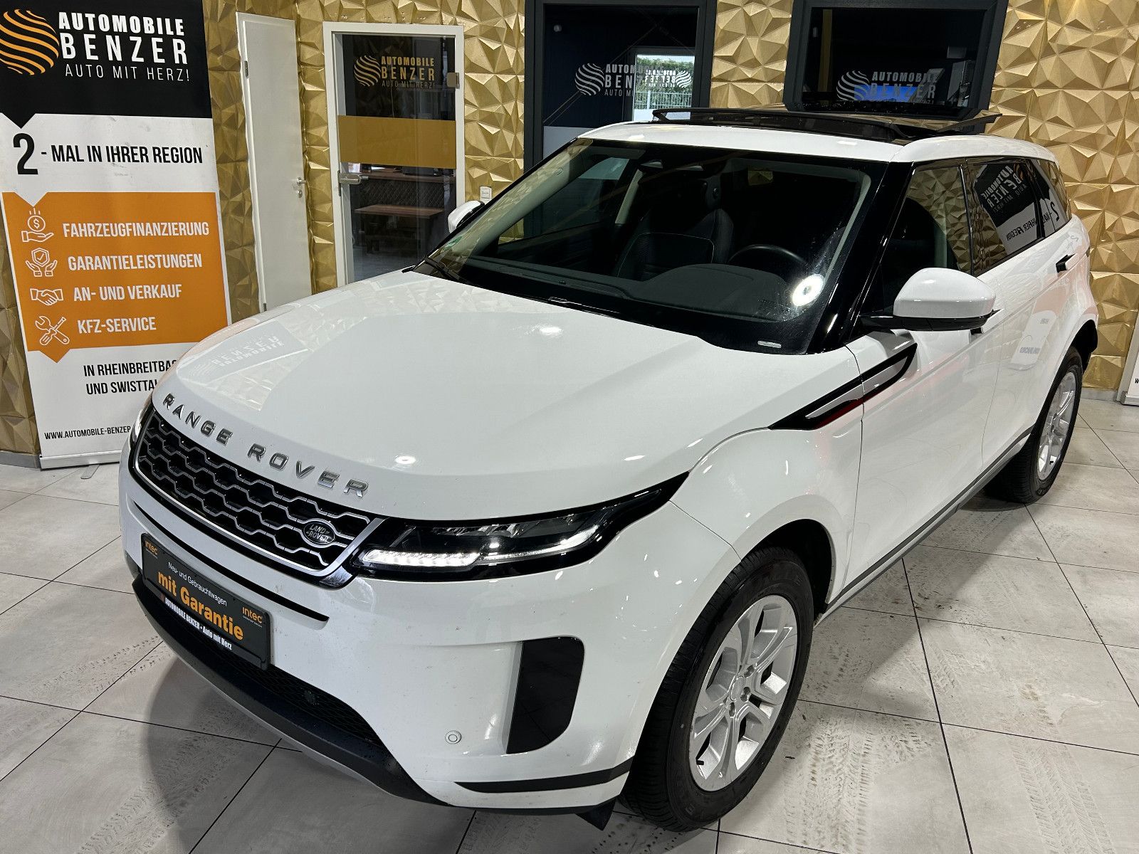 Fahrzeugabbildung Land Rover Range Rover Evoque Basis/PANO/APPLE/KAMERA/TEMPO