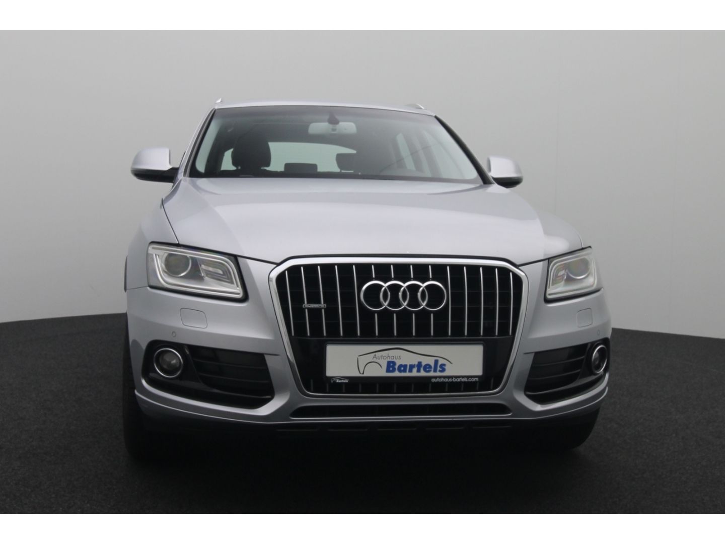 Fahrzeugabbildung Audi Q5 2.0 TDI 140 kW quattro Pano Sound Memory