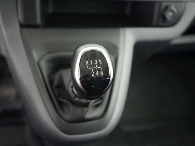 Vivaro C KOMBI M CDTI 9-SITZER+NAVI+SCHIEBETÜR+B