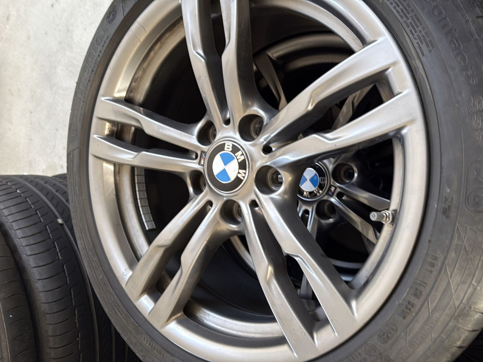 Fahrzeugabbildung BMW 320 d  xDrive M Sport / unfallfrei/ 1.Hand/