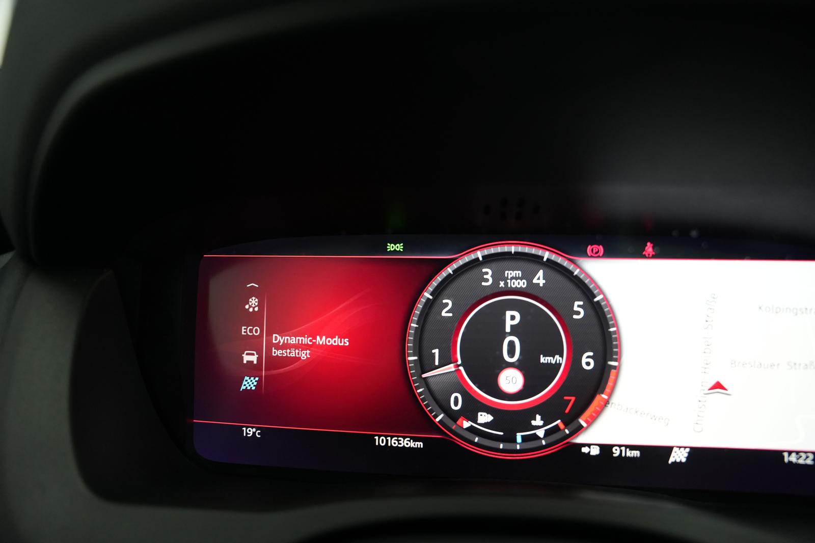 Jaguar Xe R-Dynamic *Pano*HUD*Meridian*BlackPack*360°, миниатюра 30