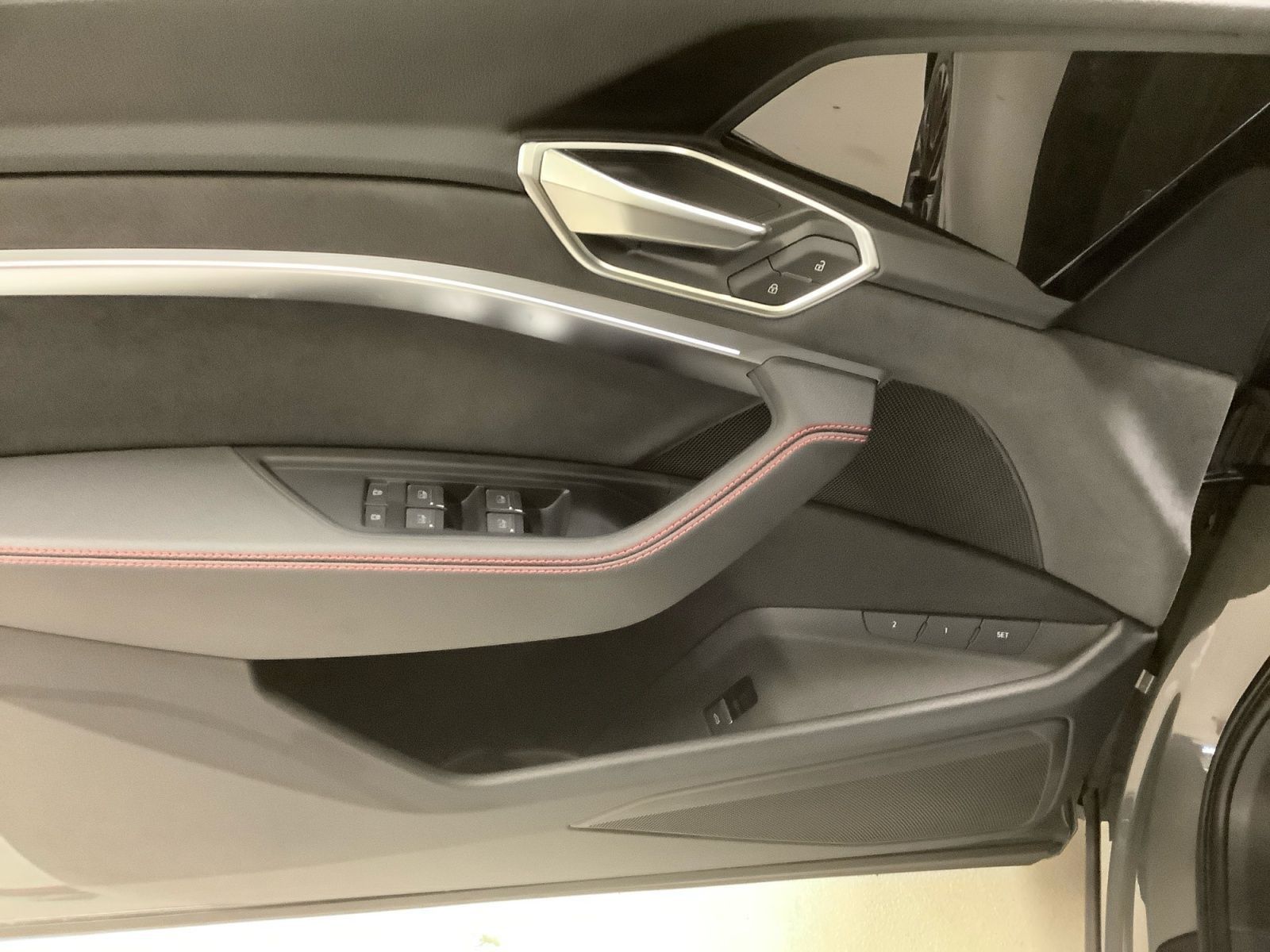 Q8 Sportback e-tron 55 quattro,Headup,Pano,Matri