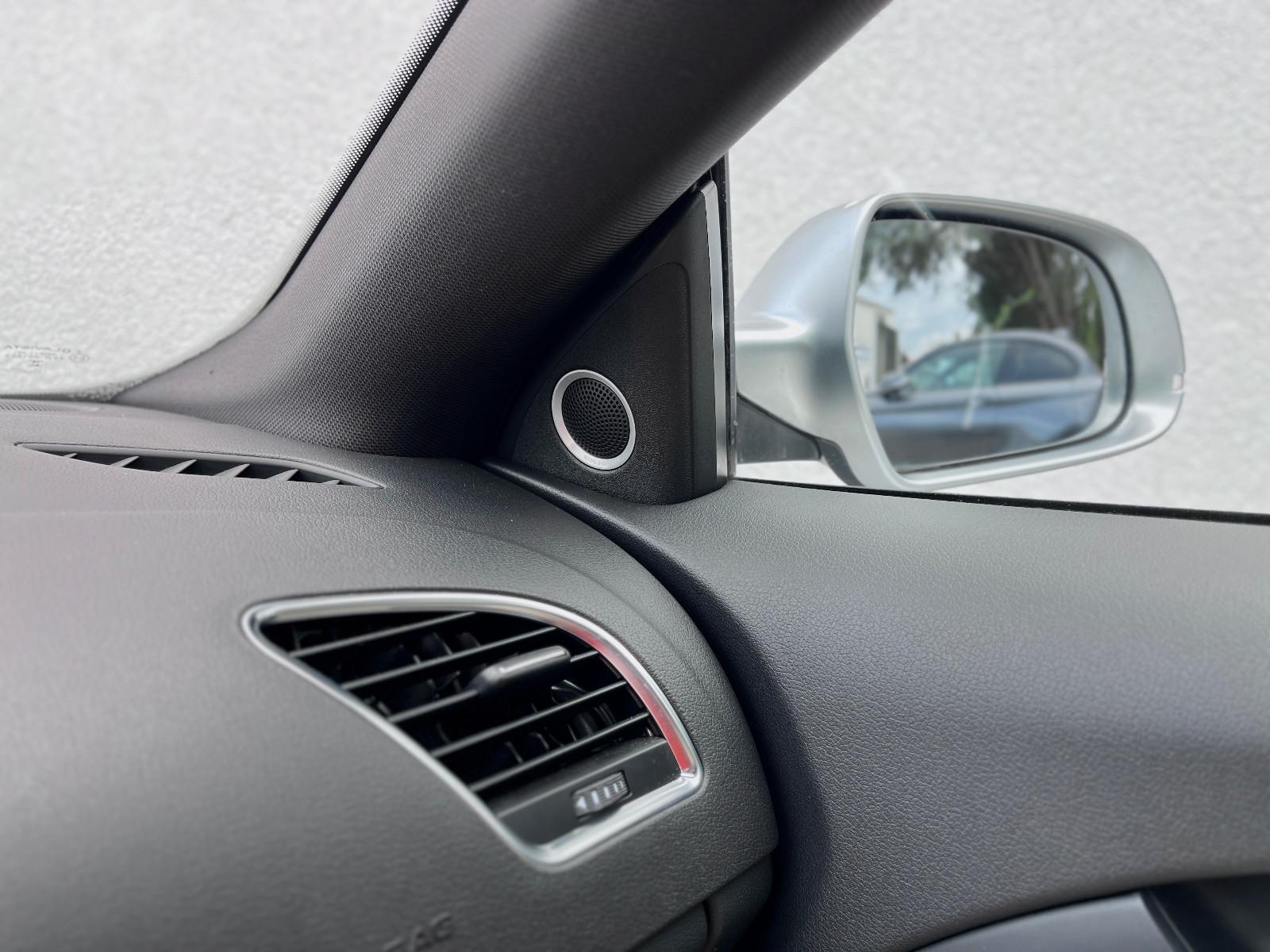 Audi RS5 Coupé 4.2 FSI quattro S tronic – 450 ch – Cuir Audi Exclusive – B&O – Jantes 20'' – GPS