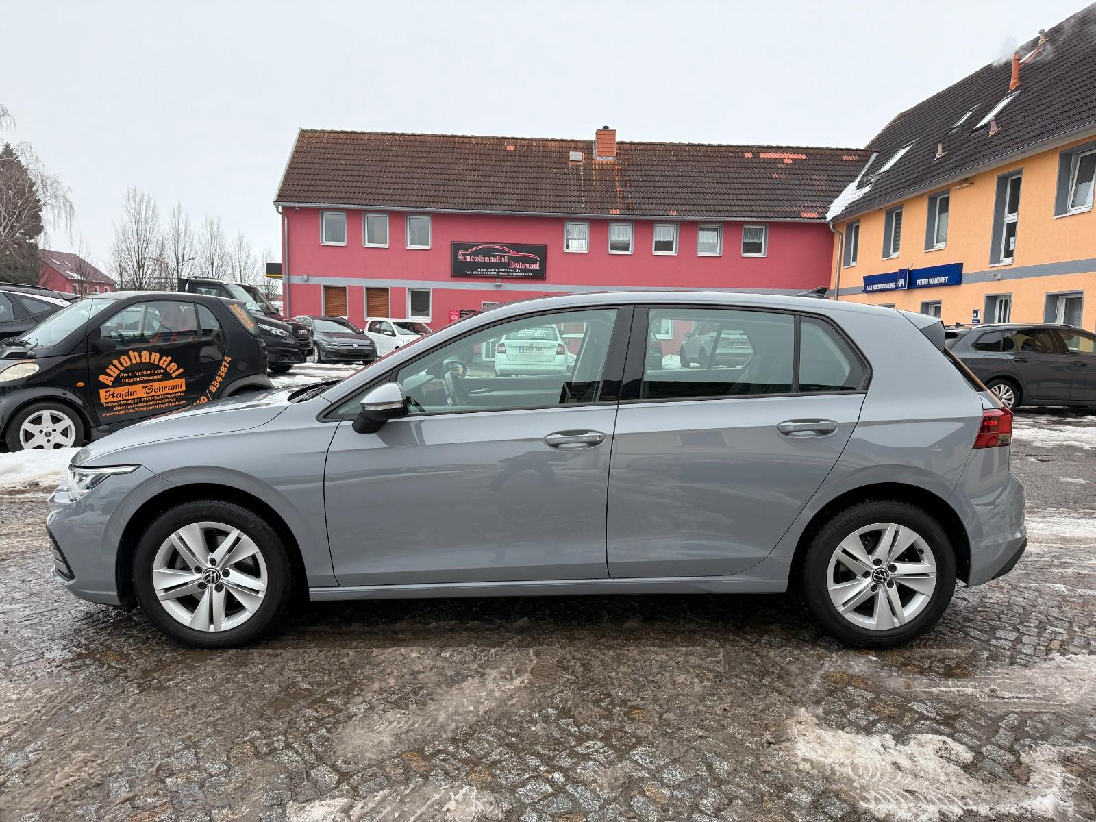 Volkswagen Golf VIII 1.5 TSI Life LED Navi CarPlay Virtual
