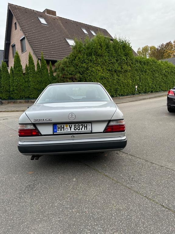 Mercedes-Benz CE 300