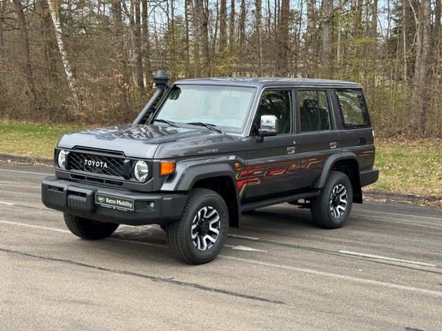 Toyota Land Cruiser  GDJ76 Z Ausführung VOLL