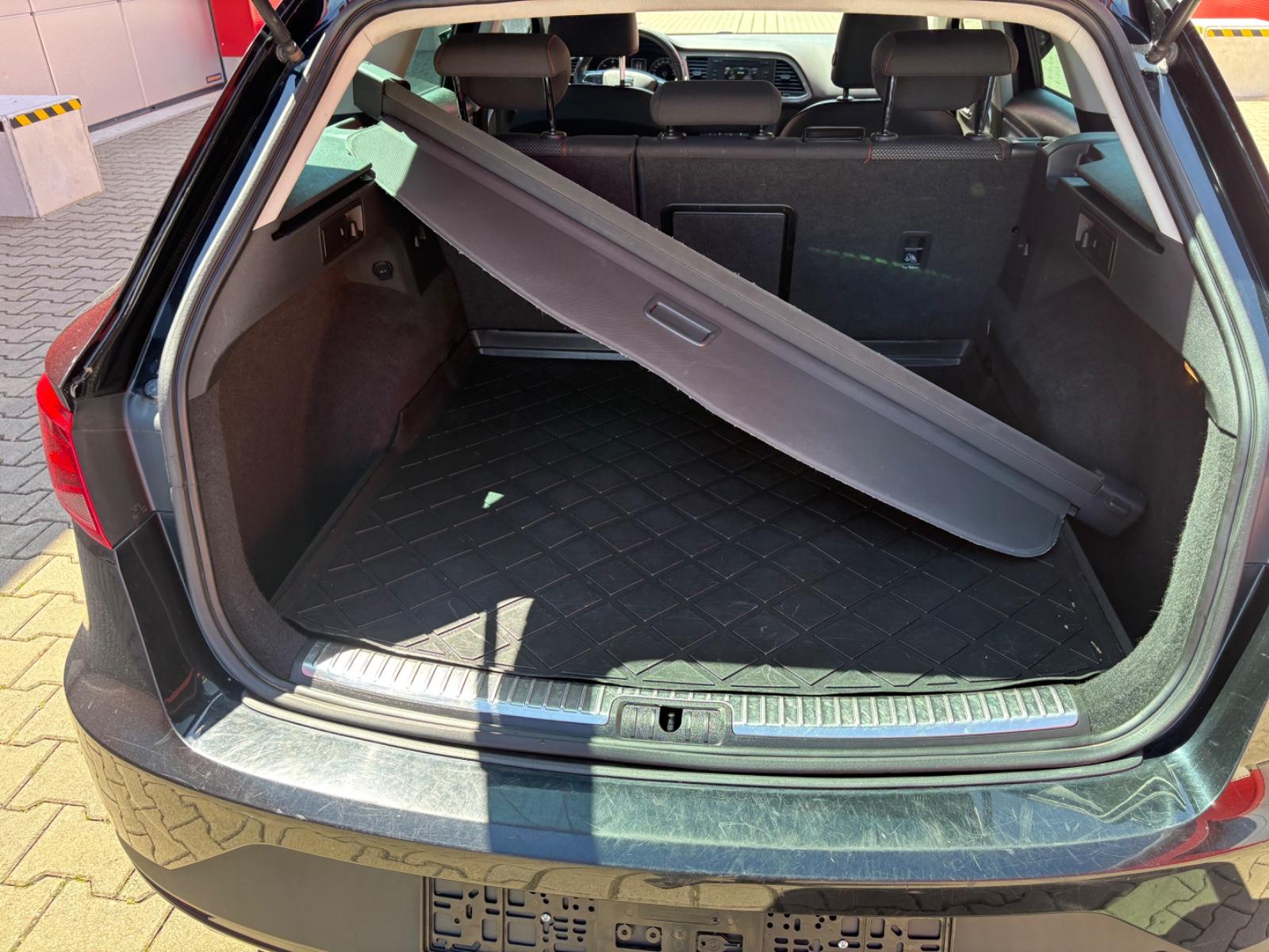 Seat Leon 2014 — photo 17