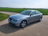 BMW e 60 520 i - BMW 520: 520i E60
