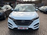 Hyundai Tucson blue Classic 2WD / Sauber / - Hyundai TUCSON Gebrauchtwagen in Hamburg