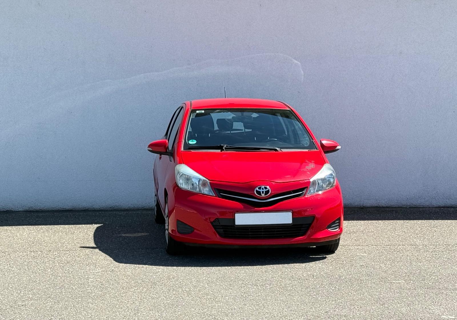 Toyota Yaris Life