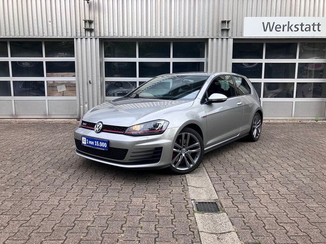 Volkswagen Golf VII 2.0 GTI BMT - Klimaaut./ Xenon/ Sitzh.