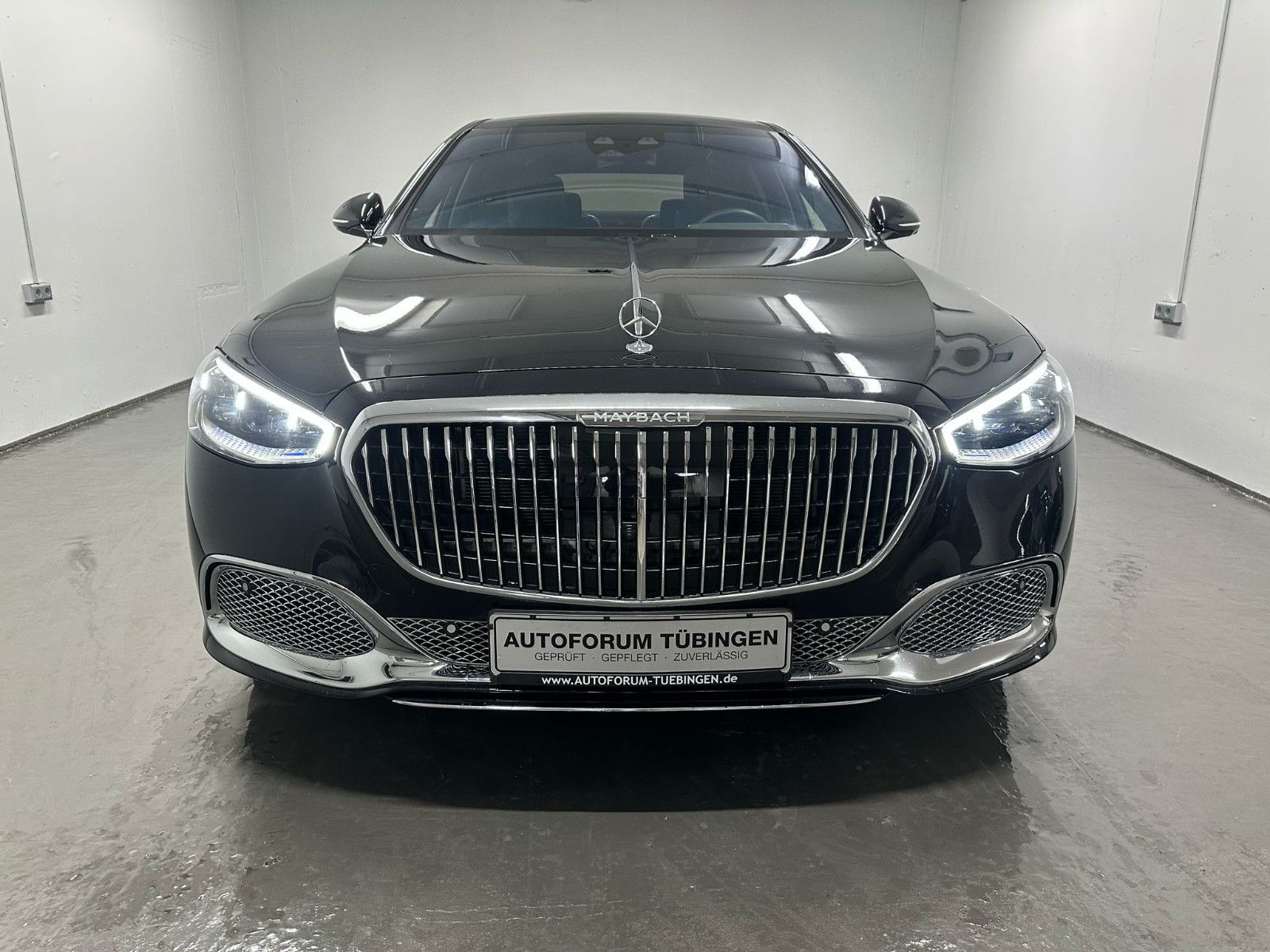 Fahrzeugabbildung Mercedes-Benz S 680 4MATIC MAYBACH *PANO*TV*MANUFAKTUR*TISCHE*