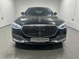 Mercedes-Benz S 680 4MATIC MAYBACH *PANO*TV*MANUFAKTUR*TISCHE* - mit Benzin-Antrieb: Panorama-Dach, Limousine
