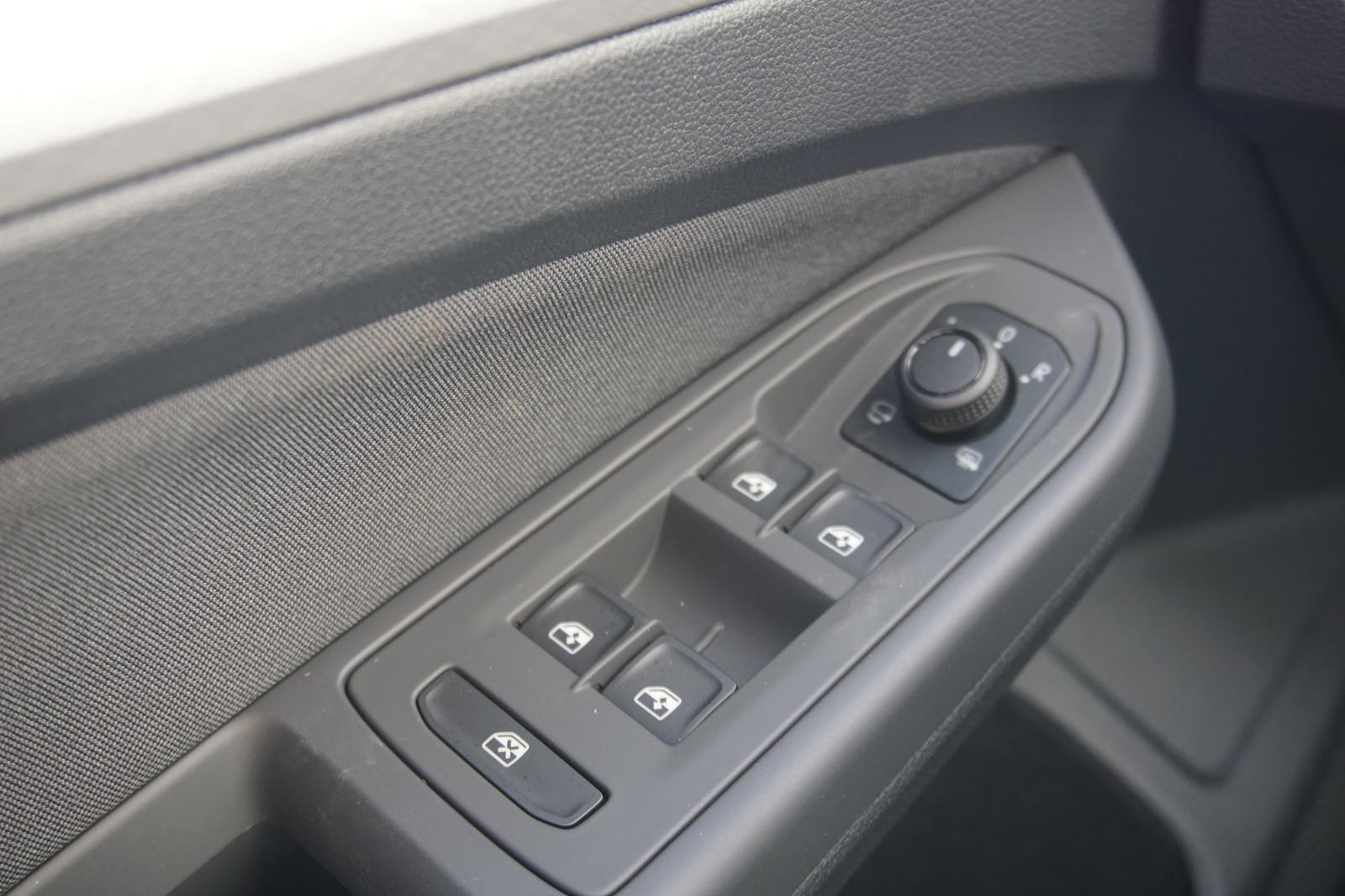 Volkswagen Golf 1.5TSI Navi/MirrorLi SHZ PDC Tempomat, миниатюра 14