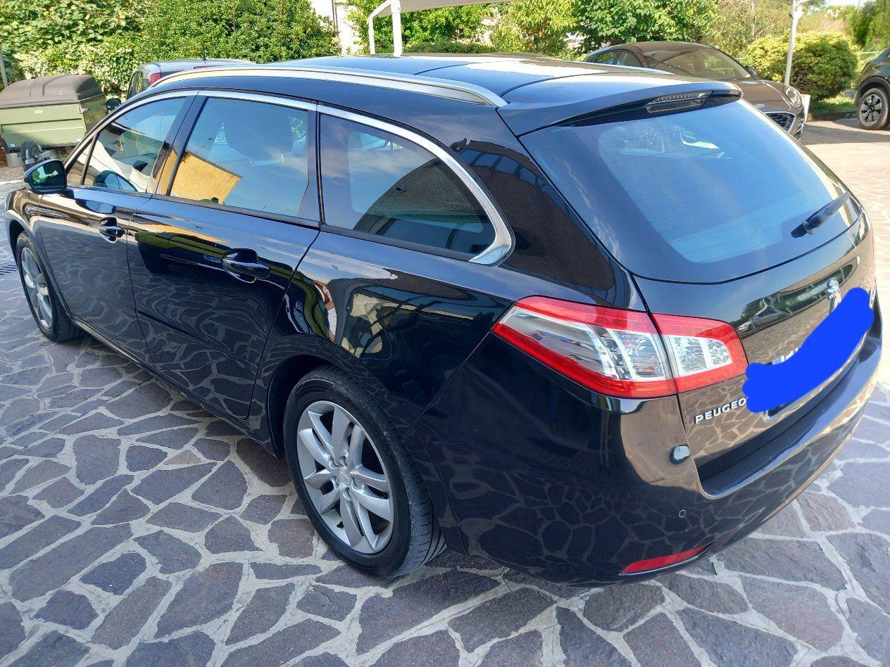 Peugeot 508 2012 — interior