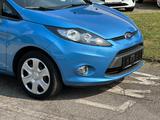 Ford Fiesta Champions Edition - Ford: Champion