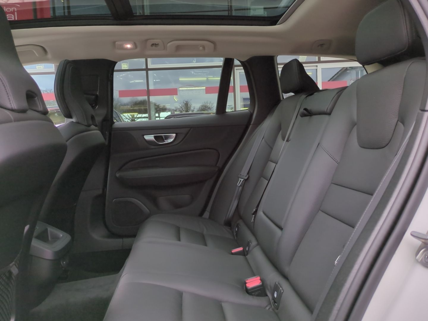 Volvo V60 Cross Country Plus AWD Panodach Leder Standh foto 11