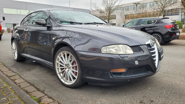 Alfa Romeo GT 3.2 V6 24V Distinctive