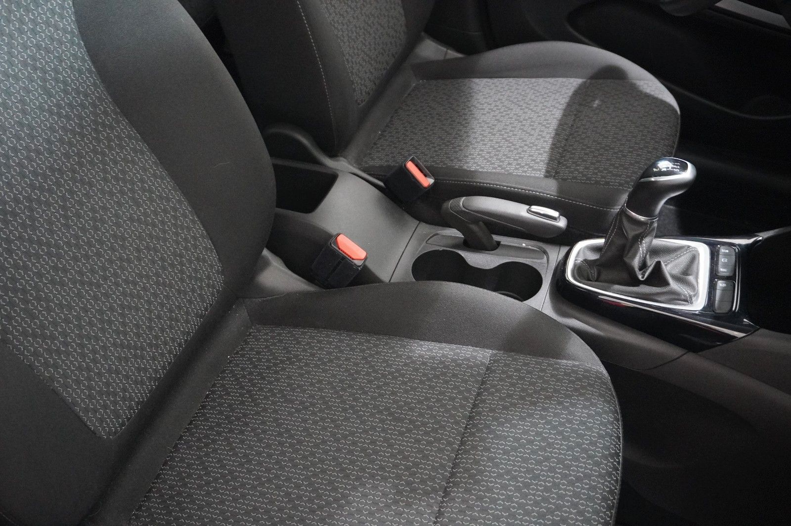 Fahrzeugabbildung Opel Crossland (X) 1.2 EDITION NAVI/LED/KAMERA/DAB+