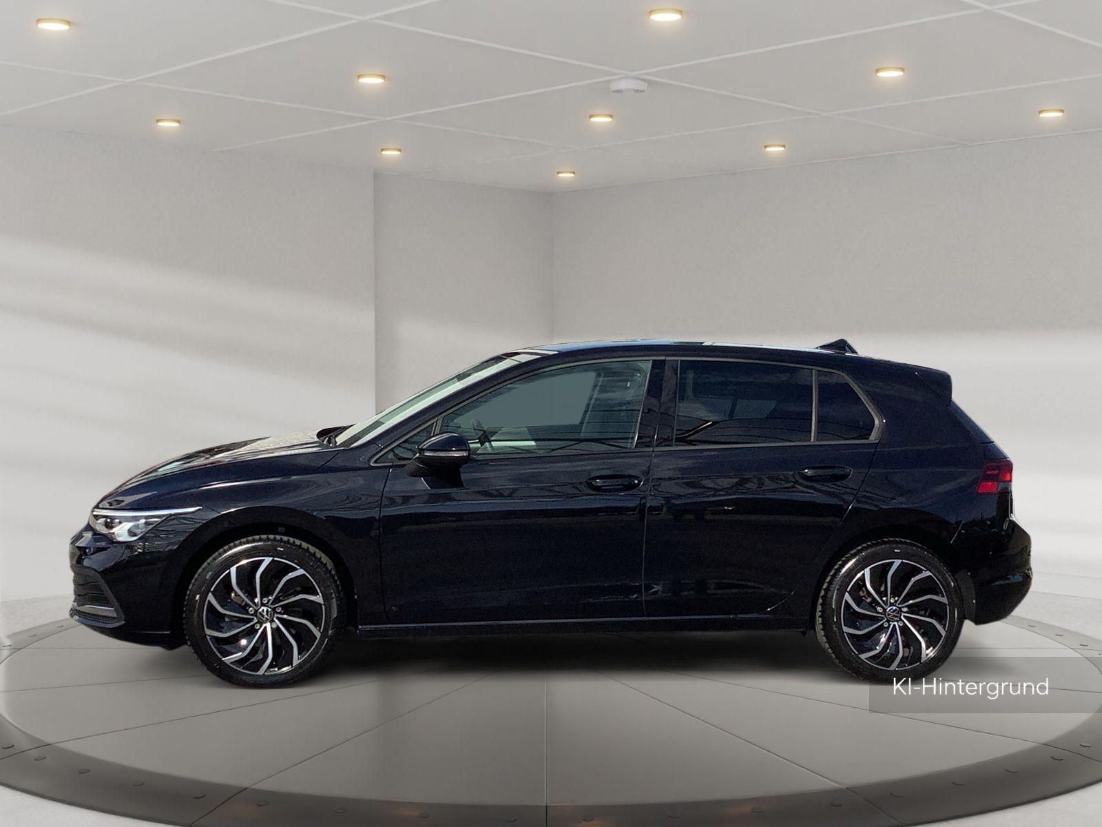 Volkswagen Golf VIII 1.5 TSI Move ACC LED APP SHZ PDC