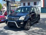 Toyota Land Cruise 3.0 D4D Execu Autm *HU 01/27*8 Sitze - Toyota Land Cruiser in Dortmund