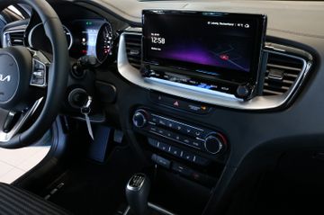 Fahrzeugabbildung Kia Ceed 1,5 T-GDI  Vision  Kamera/Navi/Tempomat/PDC