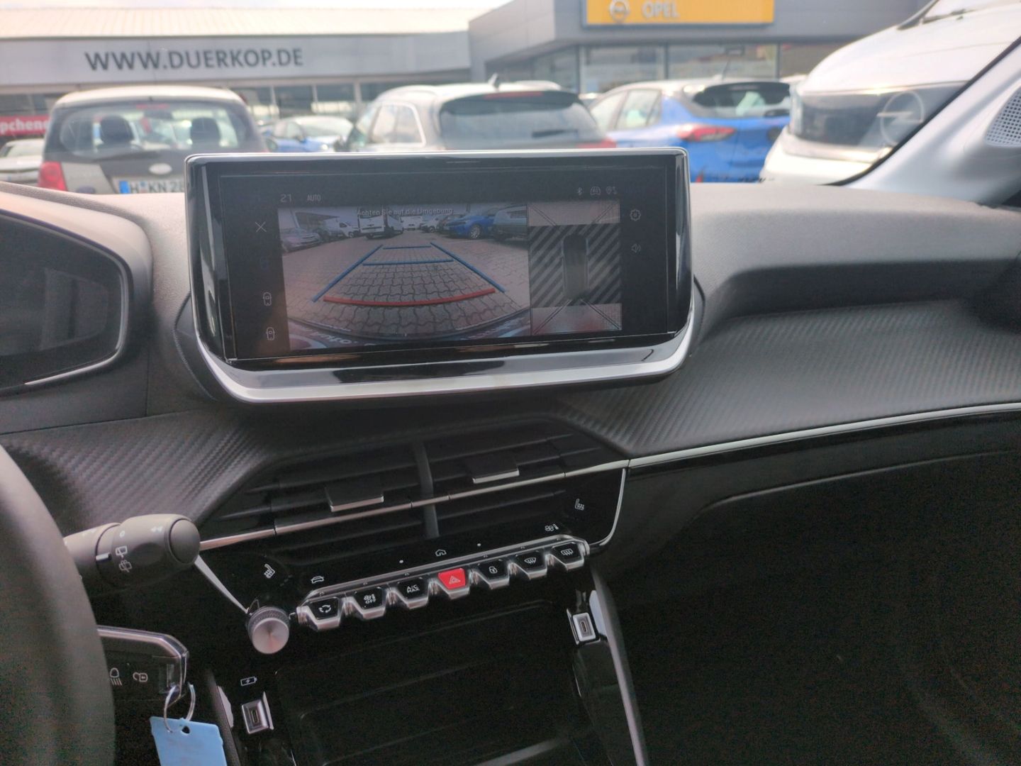 Peugeot 208 - Bild 19