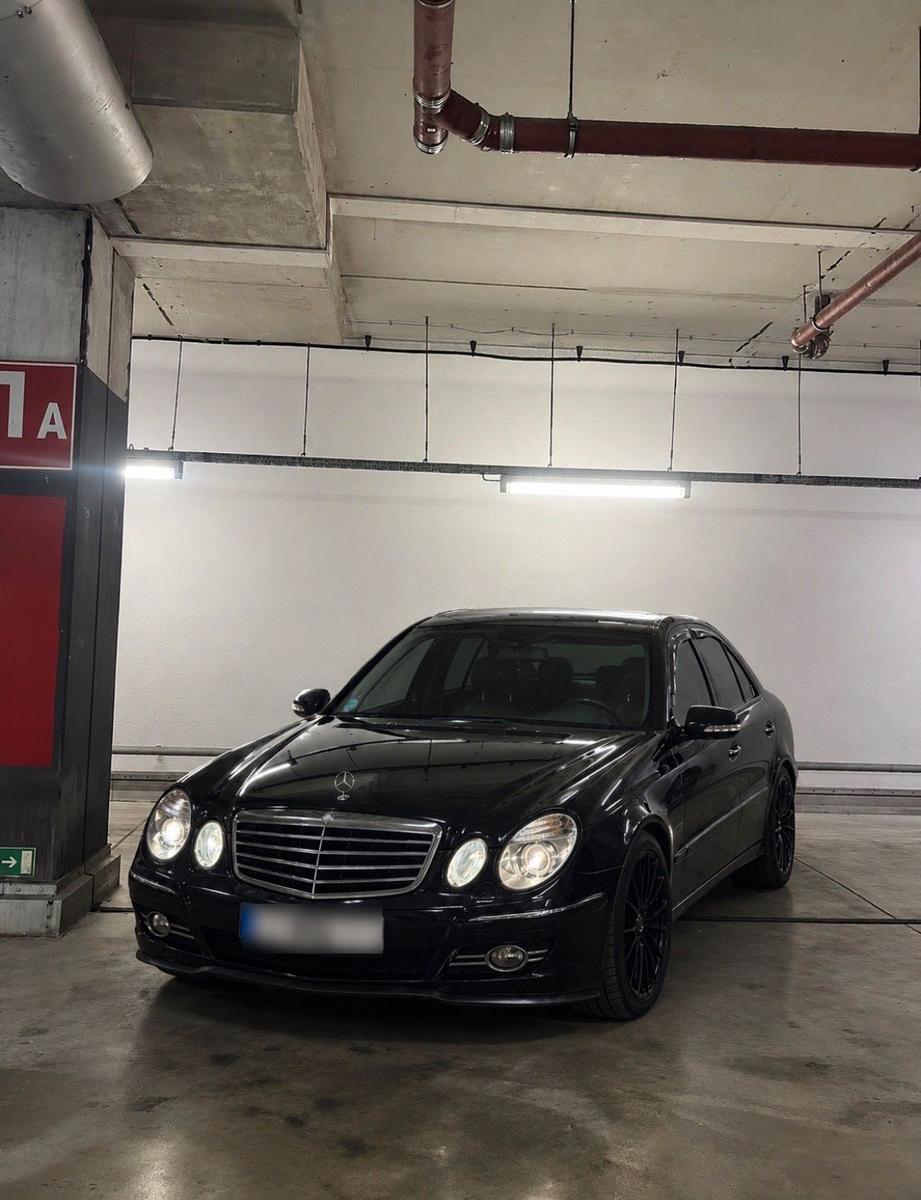 Mercedes-Benz E 270