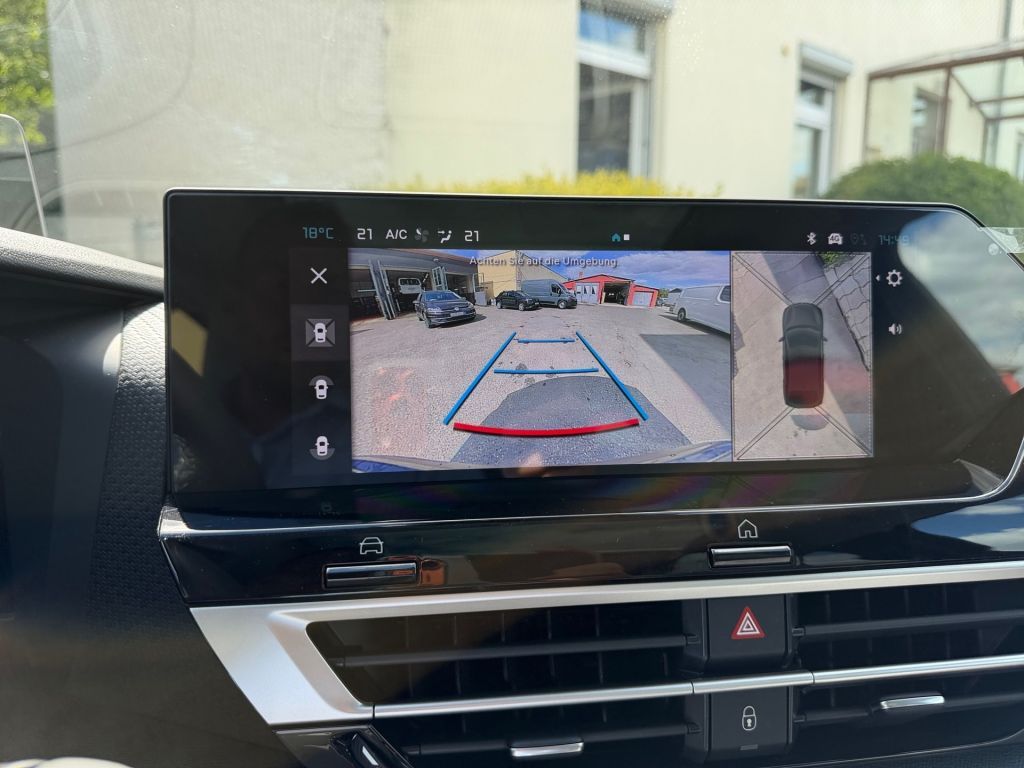 Fahrzeugabbildung Citroën C4 Hybrid 145 MAX