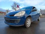 Renault Clio III Authentique - Renault Clio: Blau